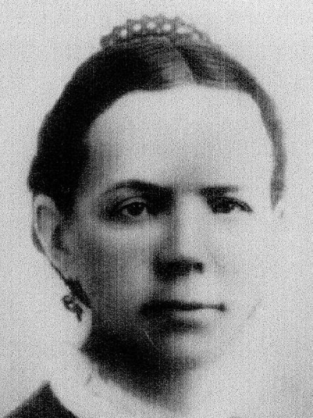 Sarah Stewart (1848 - 1922) Profile